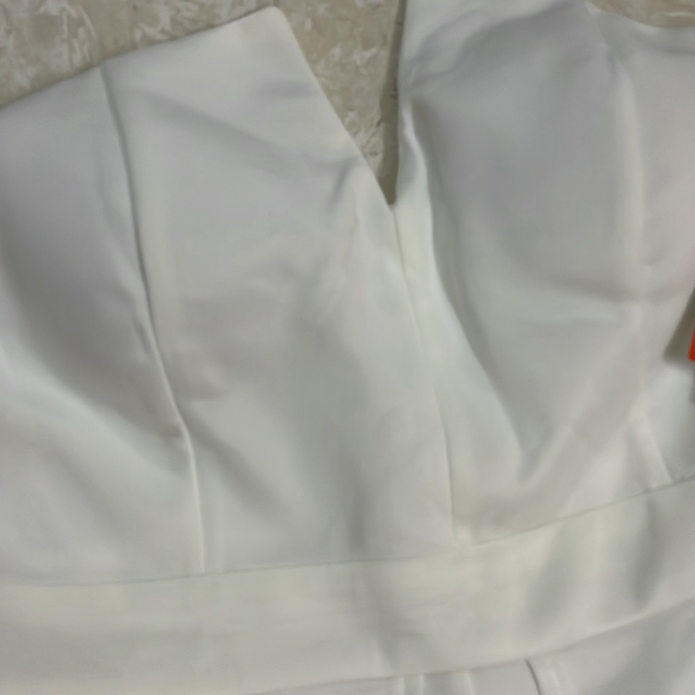 Jump suit - Picture 5 of 9